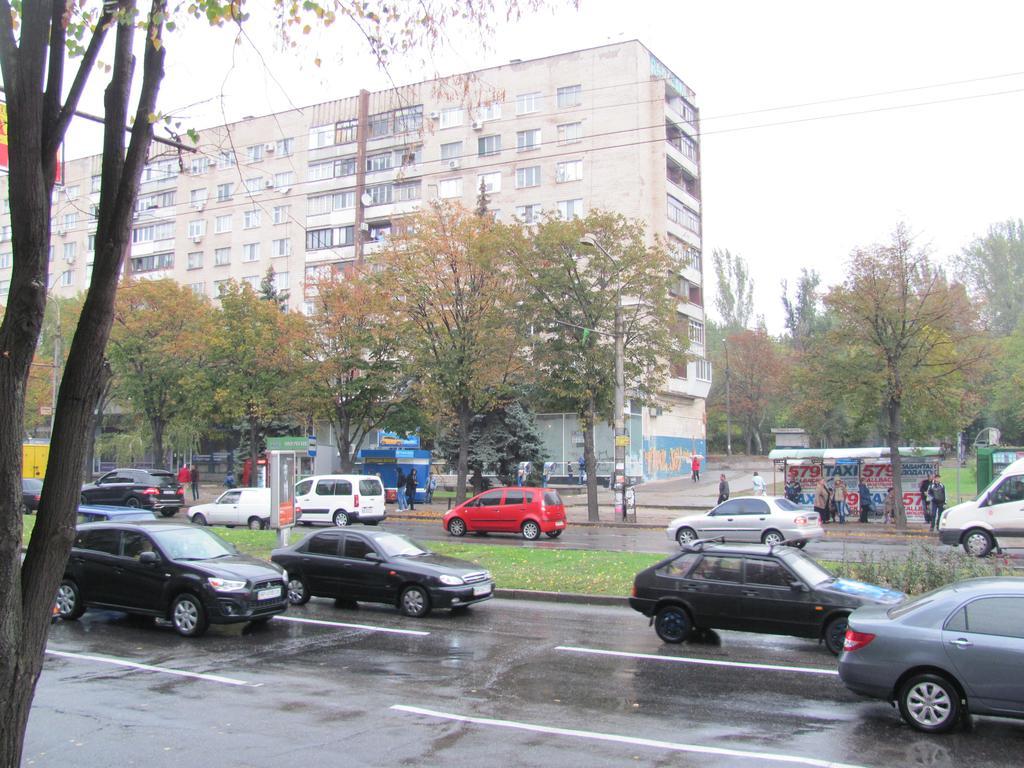 Apartment On Sobornyi Avenue Zaporizhia Ngoại thất bức ảnh